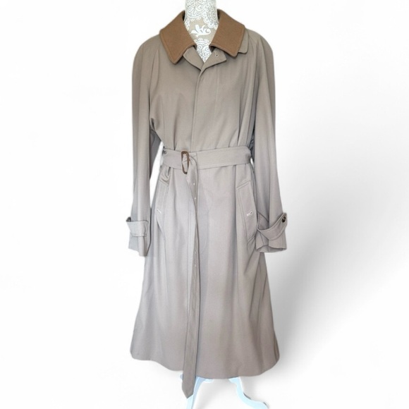 90s Burberry trench coat